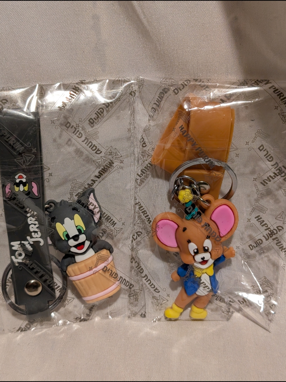 Tom & Jerry Keychain Duo